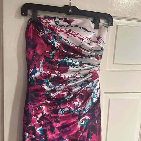 Stunning Cache Satin Floral Gown strapless with asymmetric lines train pink teal - Picture 2 of 11